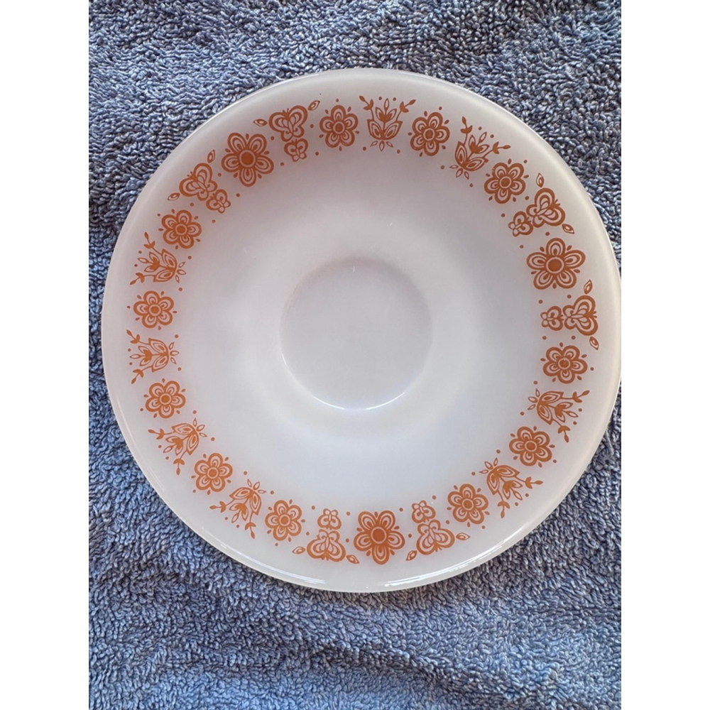 Vintage Termo-Rey 6” Saucer Plate Butterfly Milk Glass Brazil #1105